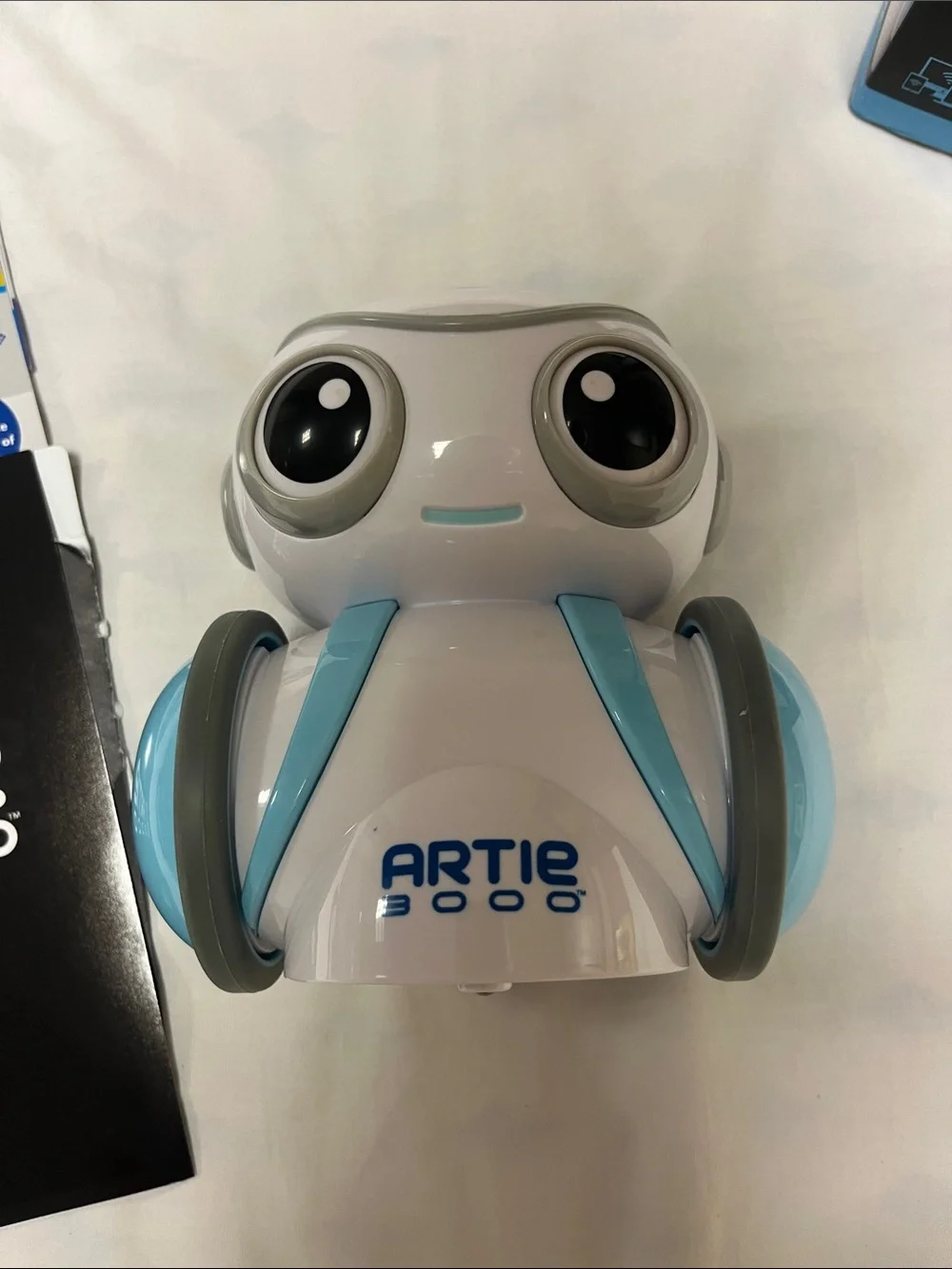 Artie 3000 Blue & White Coding Robot for Kids - Educational Insights